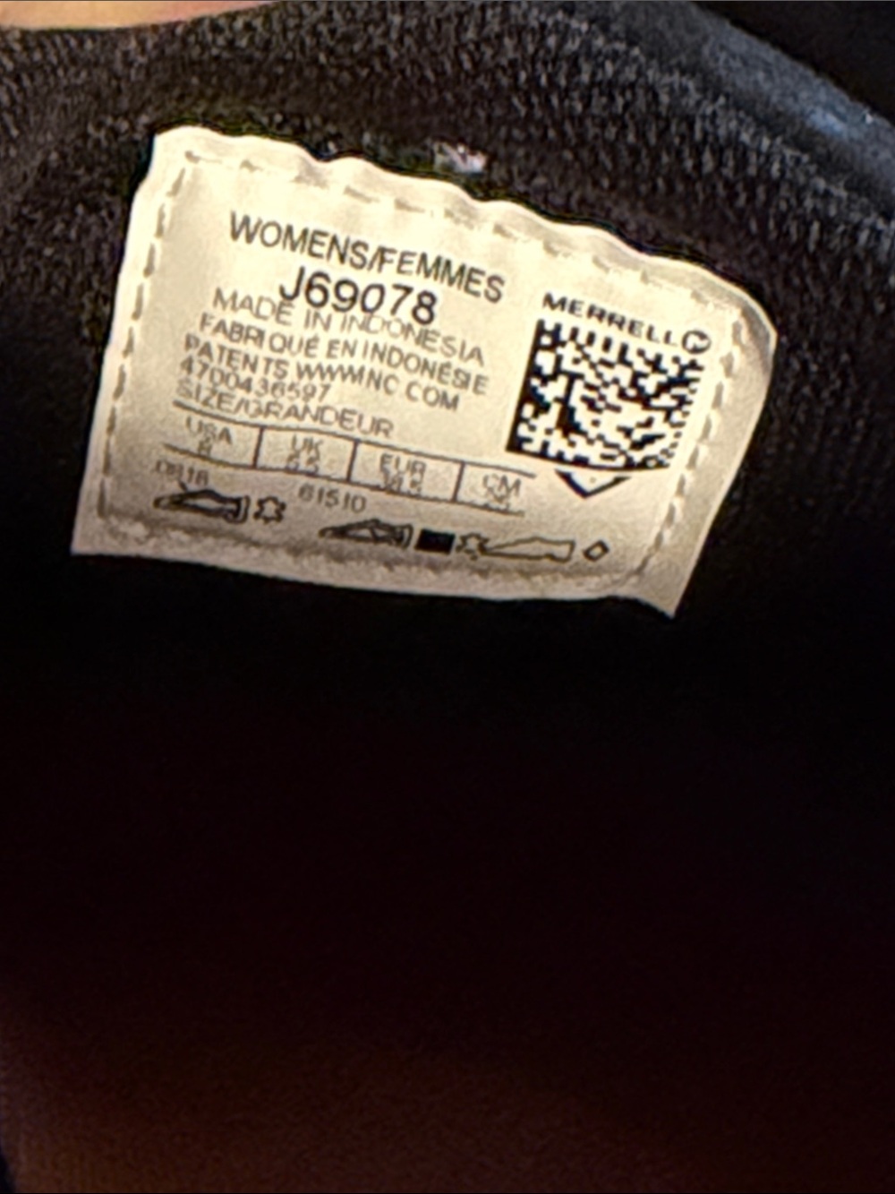 Merrell Woman’s Dassie style slip on casual loafer with buckle. Size 8. - Picture 8 of 14